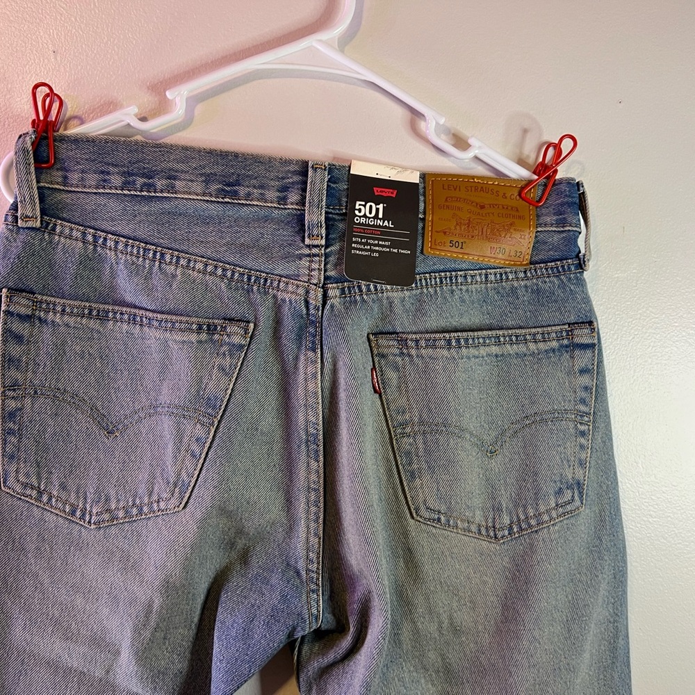 Levi's Women's Straight Leg Jeans - Light Blue Wash